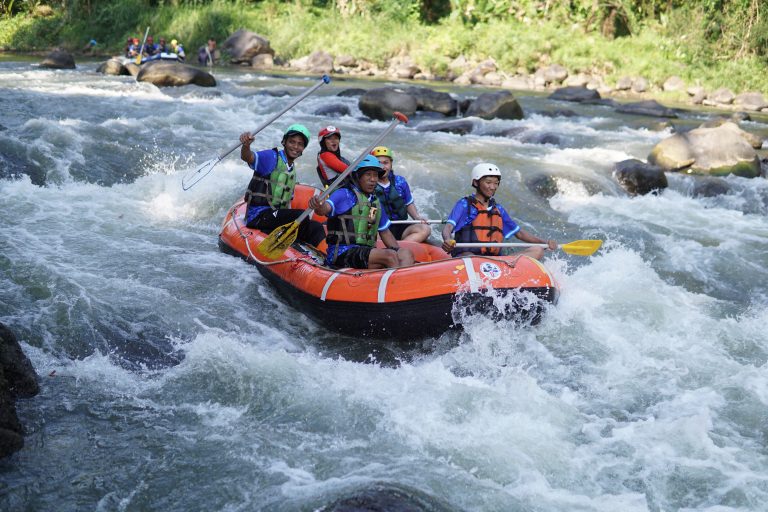 arung jeram