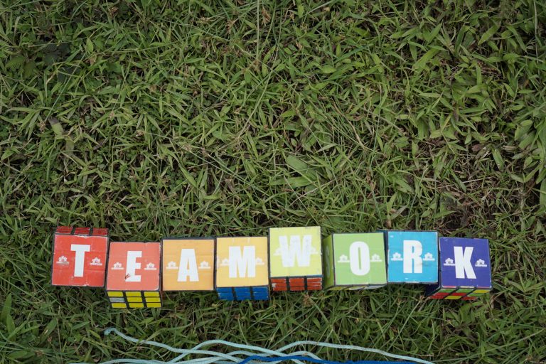 Paket Outbound Fun Team Building