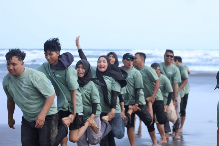 Paket Outbound Pantai Jogja : Parangtritis