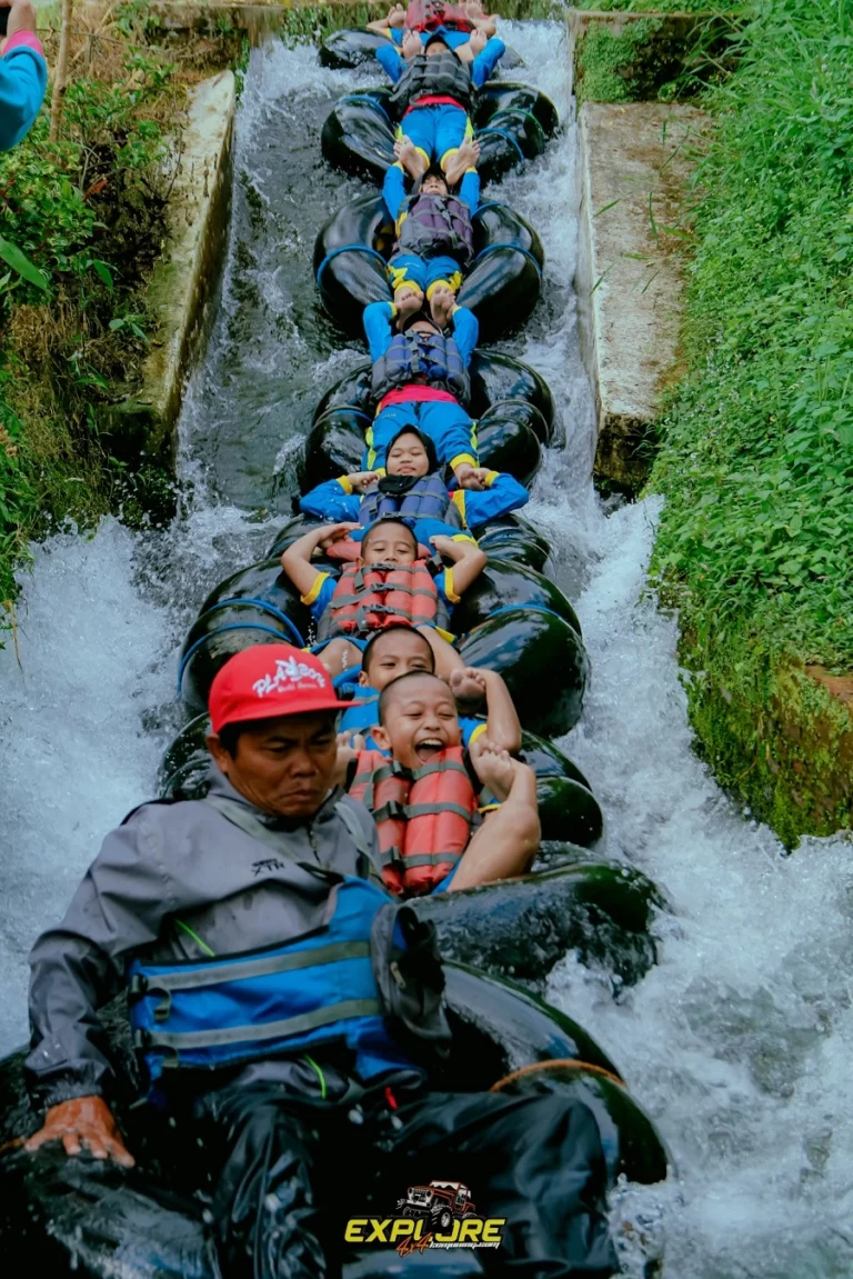 adventure program : tubing kalipucung